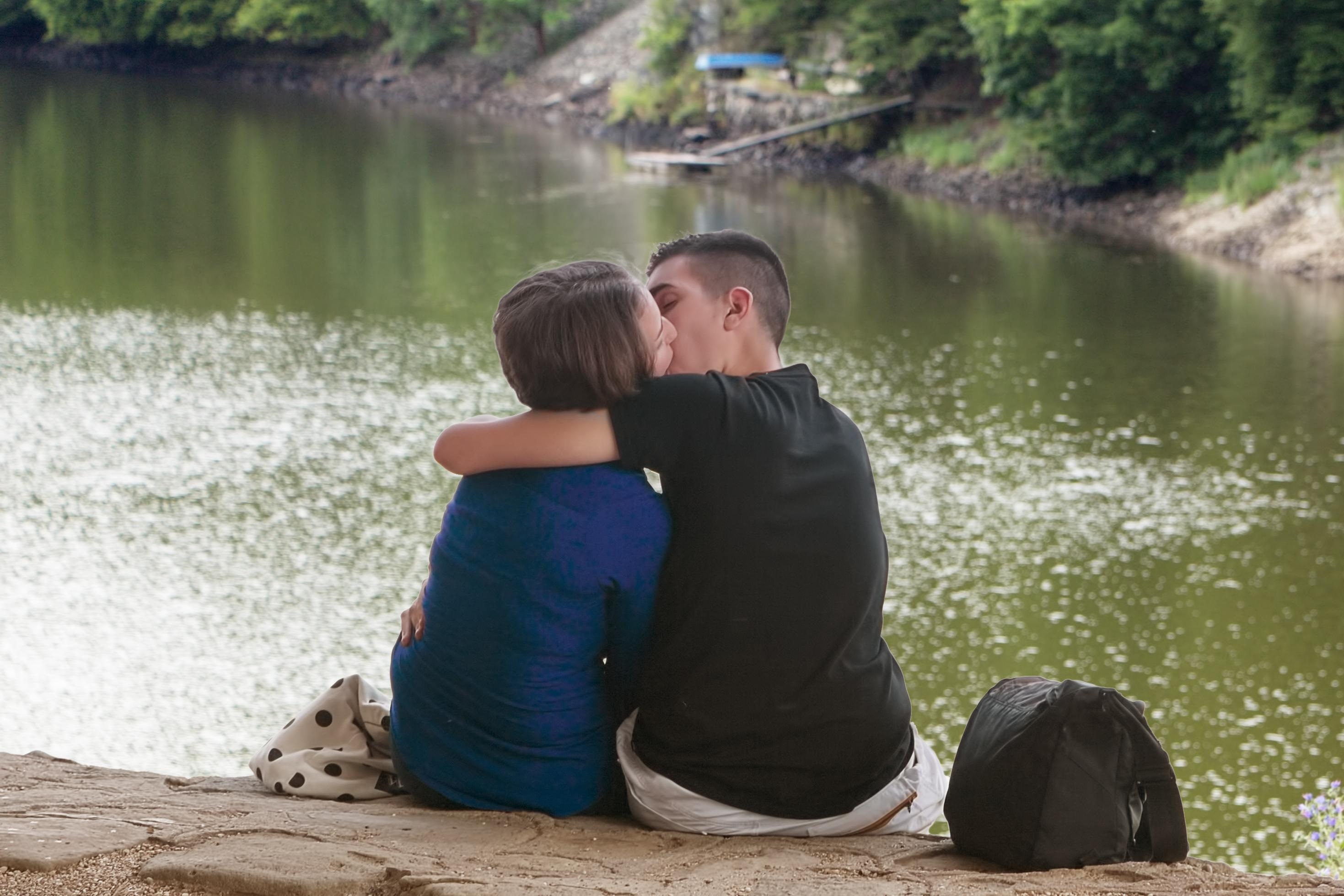 morgueFile-JanFidler-Kissing couple